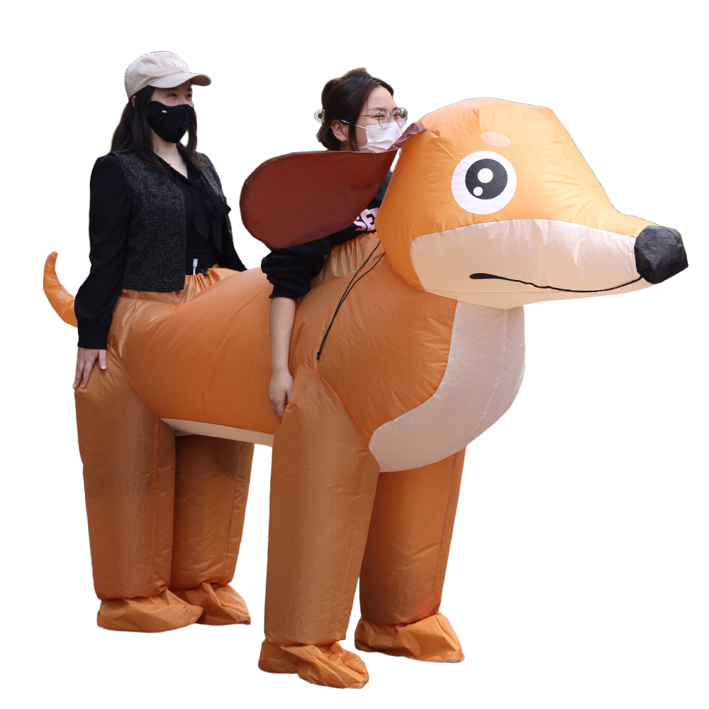 Volwassen paar worsthond jumps - Anime Cosplay Couple recensie en prijs